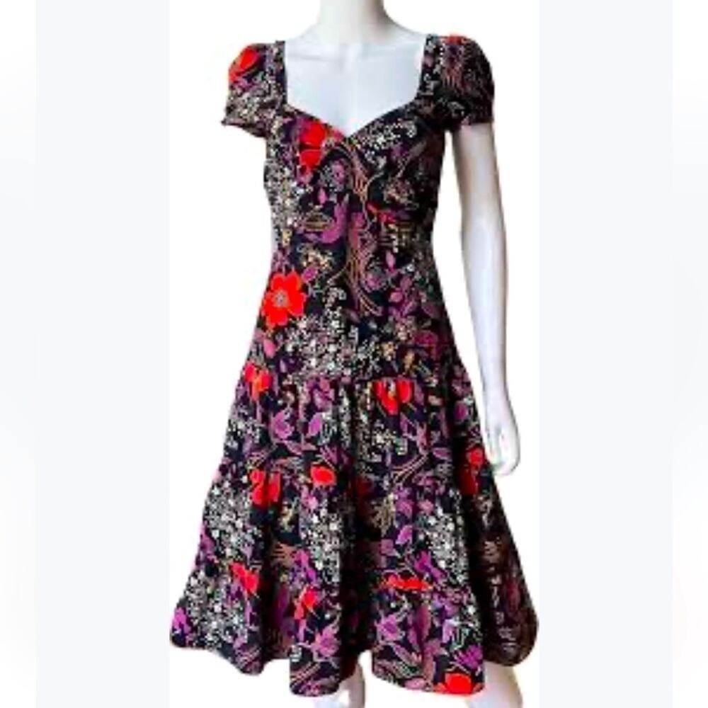 Vintage BETSEY JOHNSON floral tiered dress size 4 silk - Picture 2 of 10